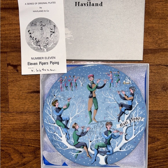 Haviland Limoges • 1980 • 12 Days Of Christmas • 11 Pipers Piping • Plate •W/Box - Picture 3 of 3